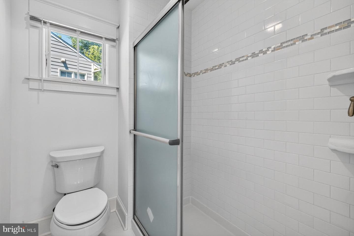 8905 Hempstead Avenue photo 35