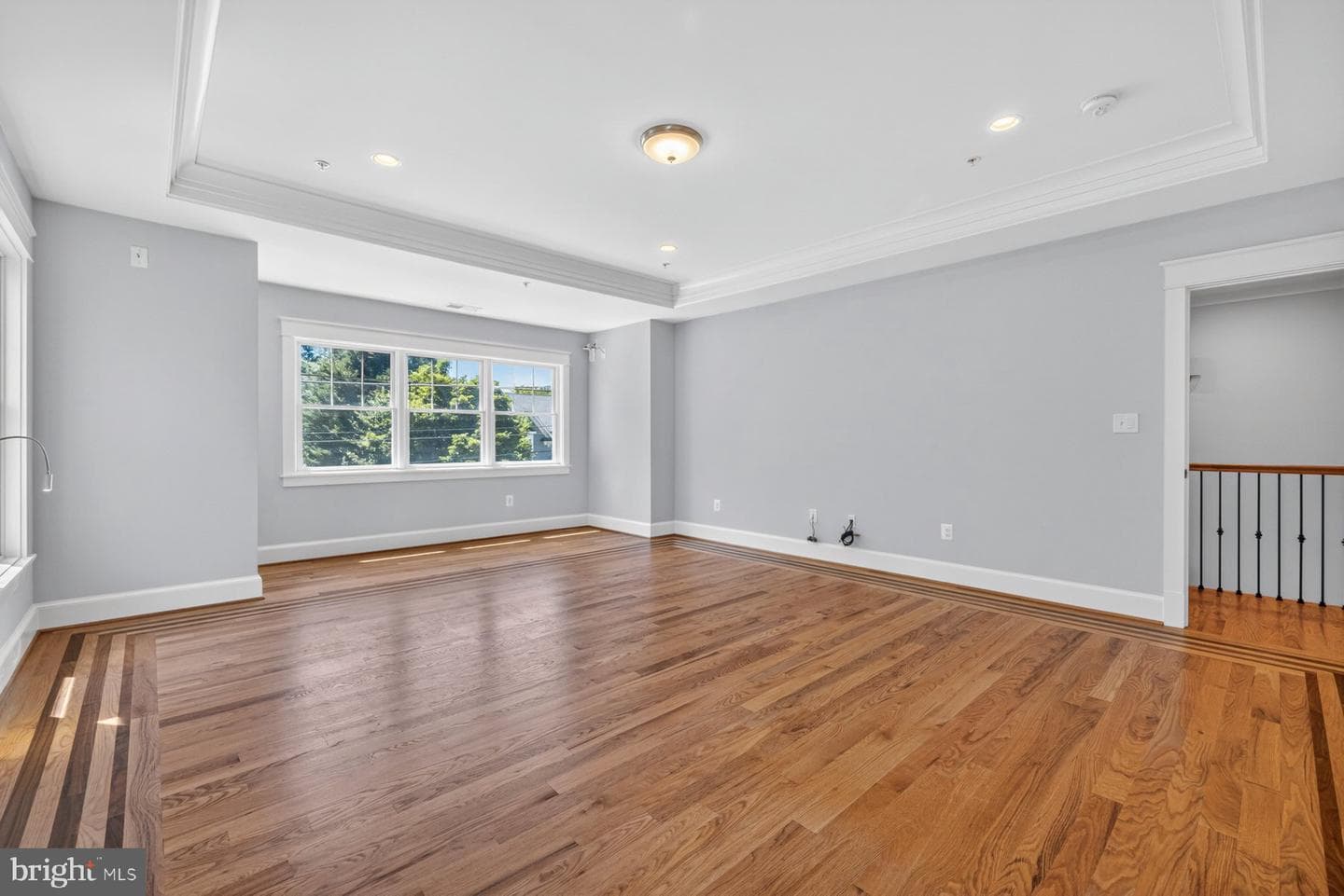 8905 Hempstead Avenue photo 44