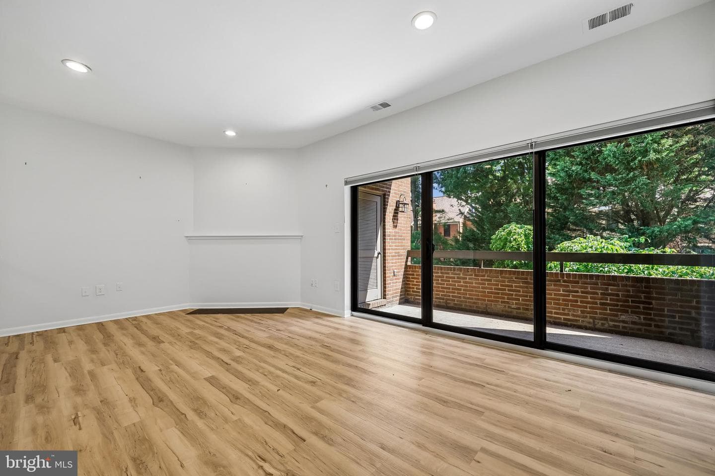 5229 King Charles Way # 1-6 photo 15