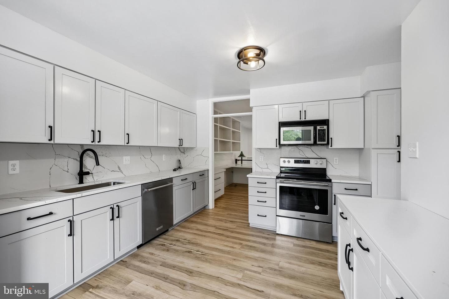 5229 King Charles Way # 1-6 photo 8