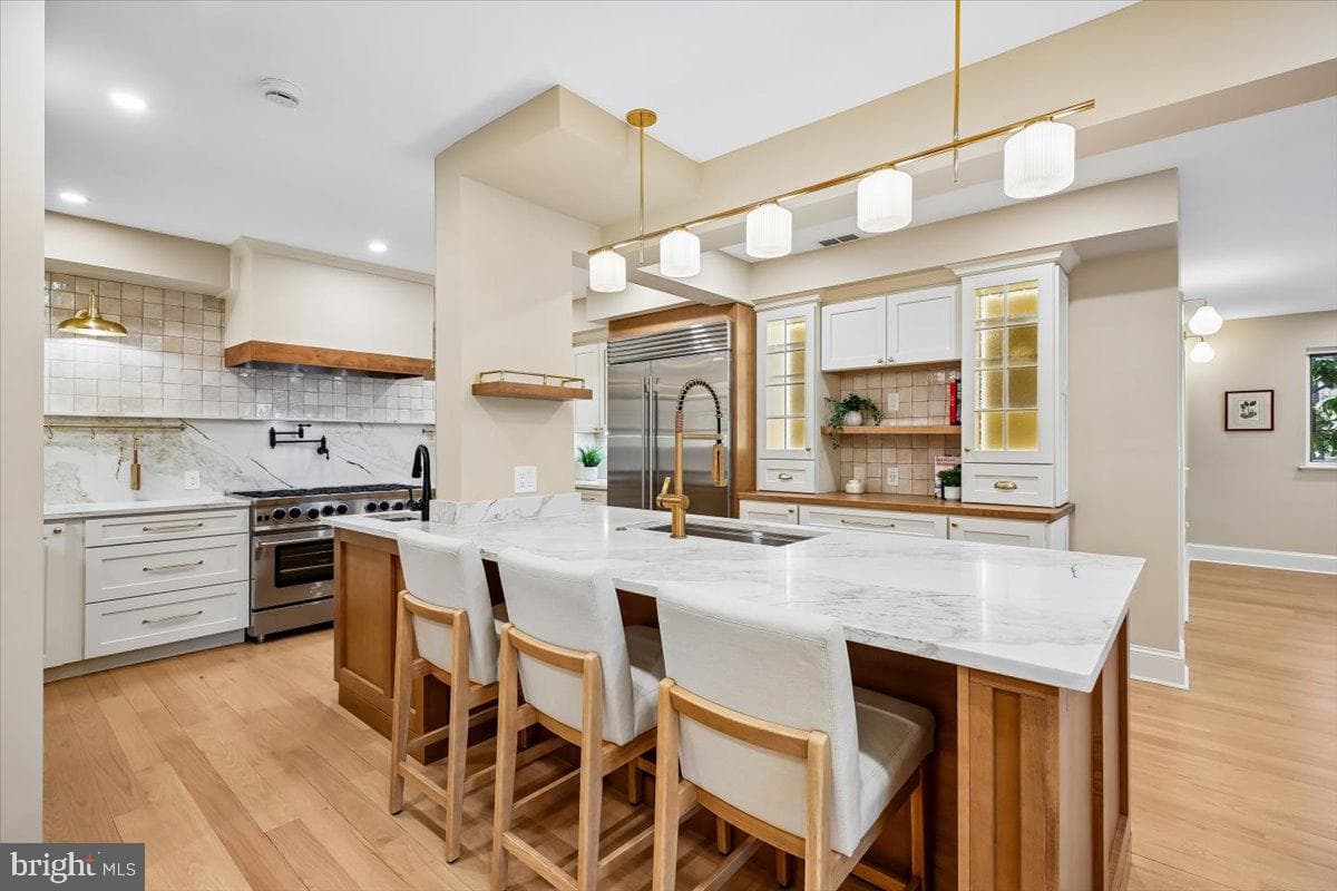 6317 Poe Road photo 2
