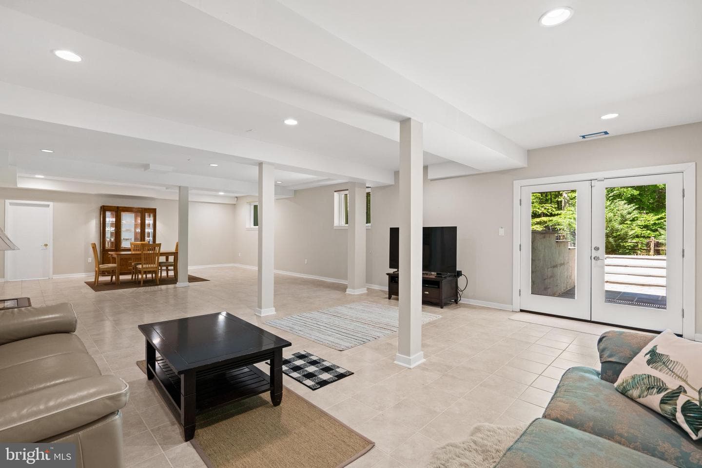 6825 Capri Place photo 35