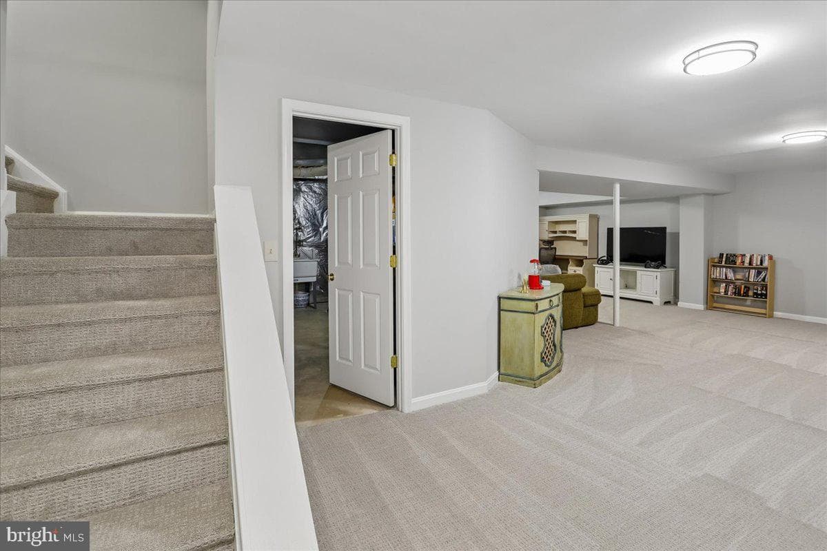 9 Kings Valley Court photo 56