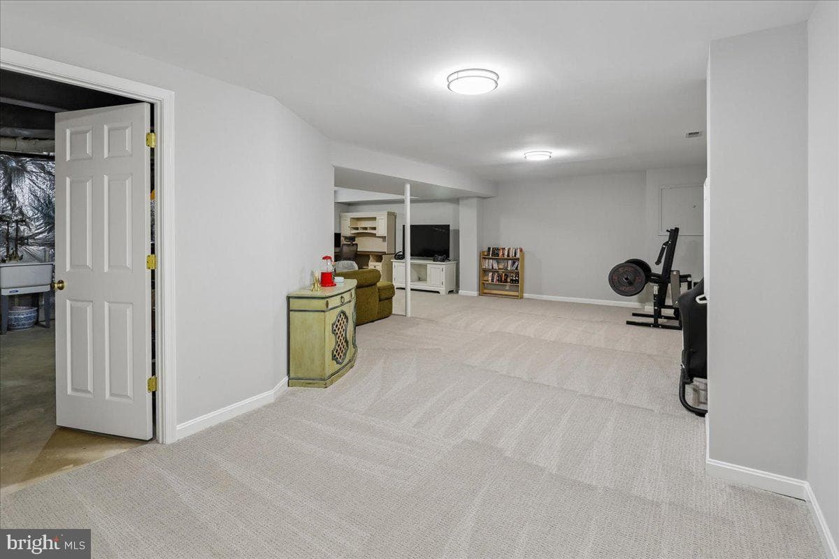 9 Kings Valley Court photo 57