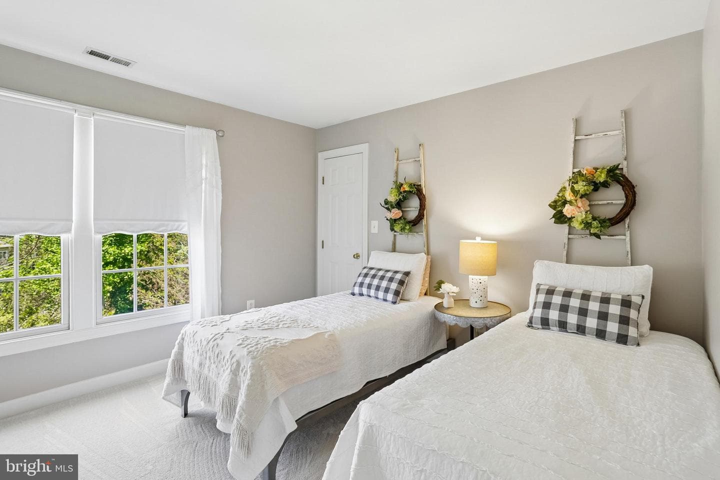 9904 Founders Way photo 25
