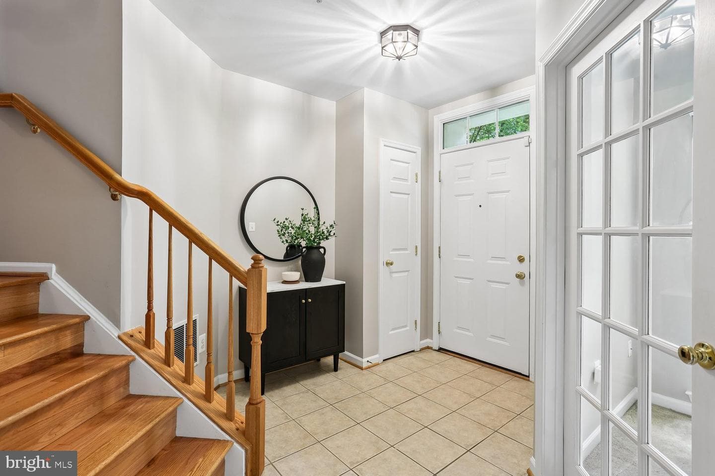 708 Market Street E photo 36