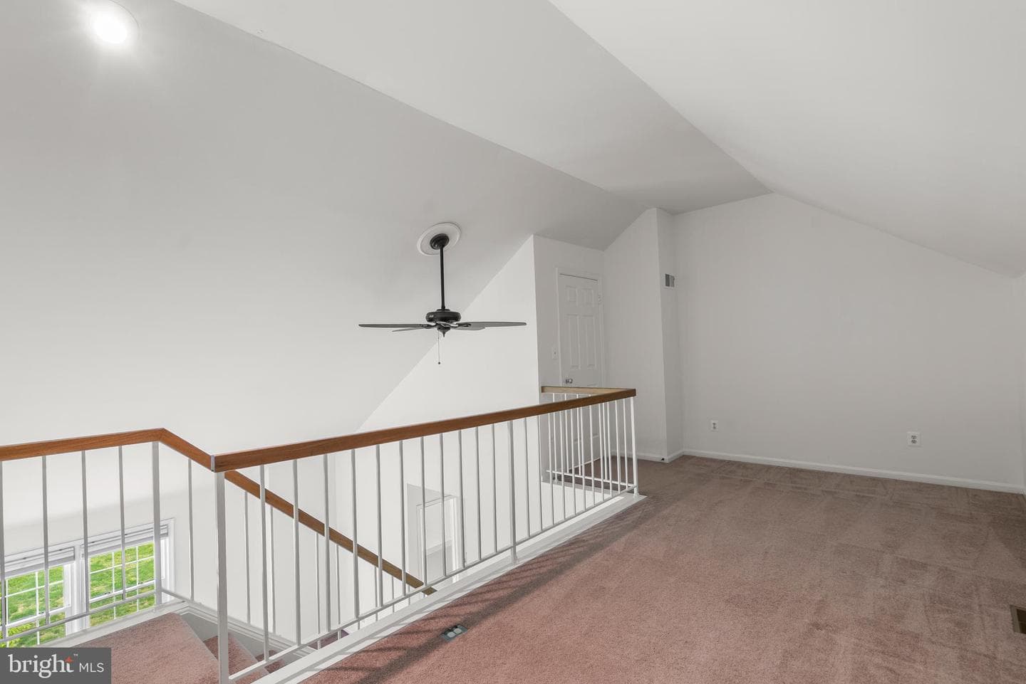 8723 Delcris Drive photo 17