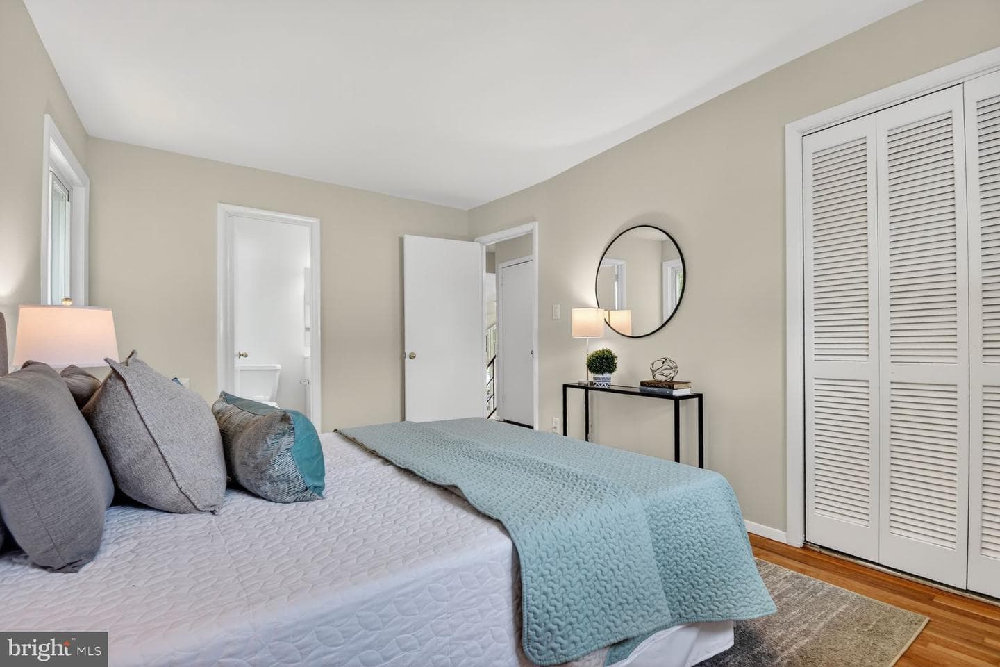4401 Ferrara Drive photo 15