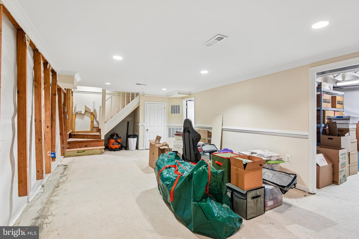 9300 Judge Place photo 26
