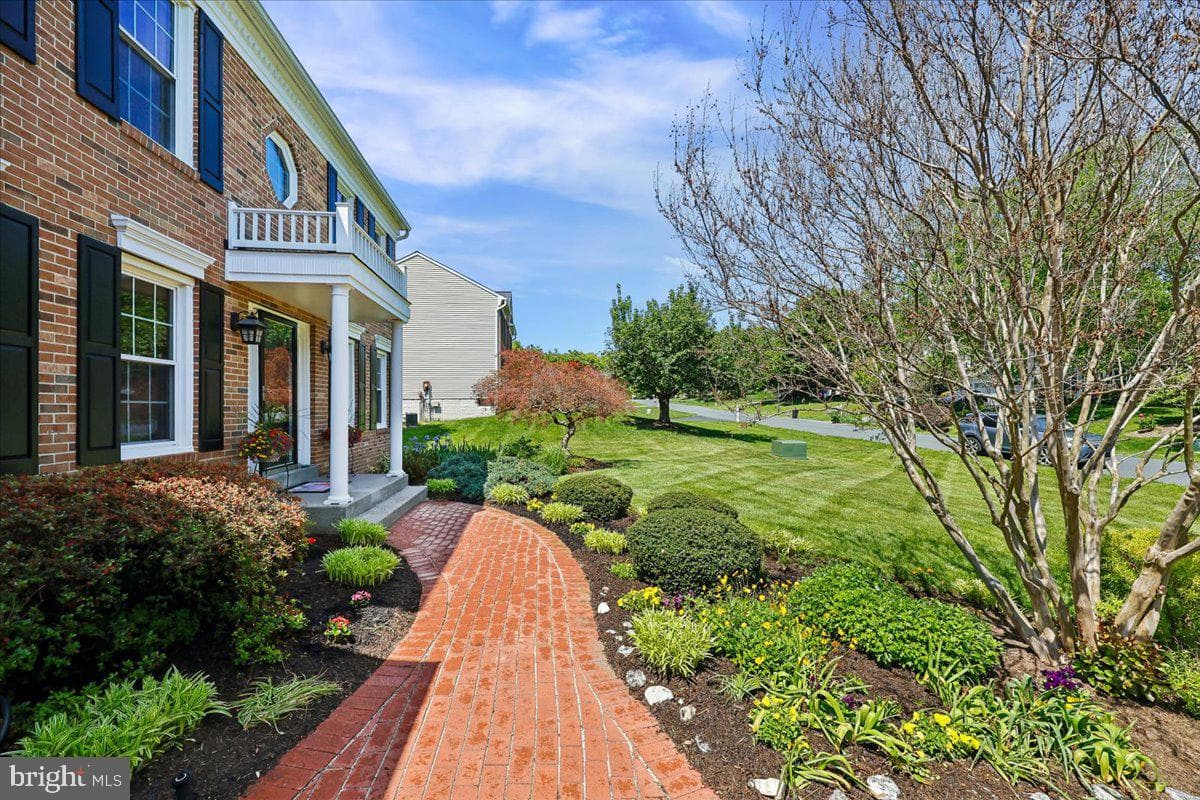 14304 Shoreham Drive photo 11