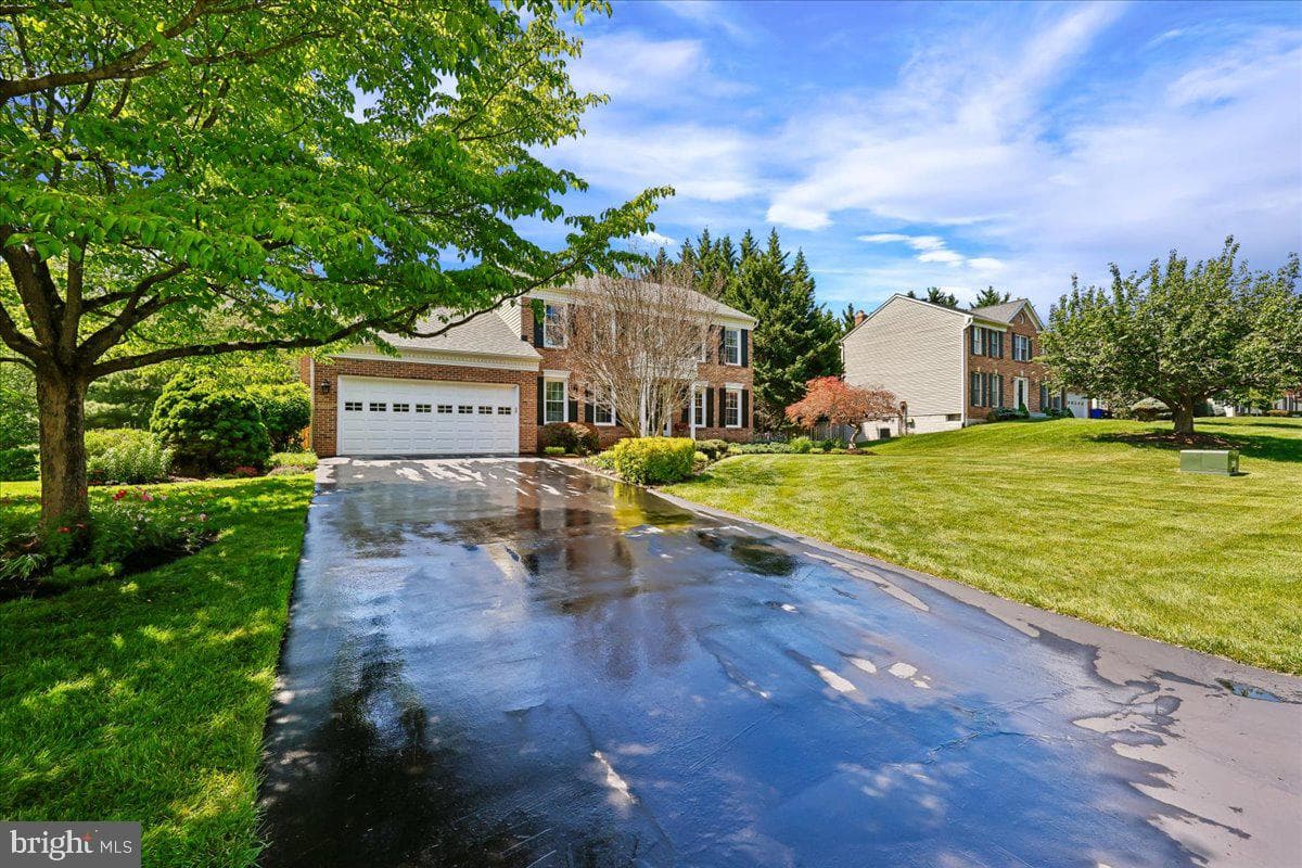 14304 Shoreham Drive photo 3
