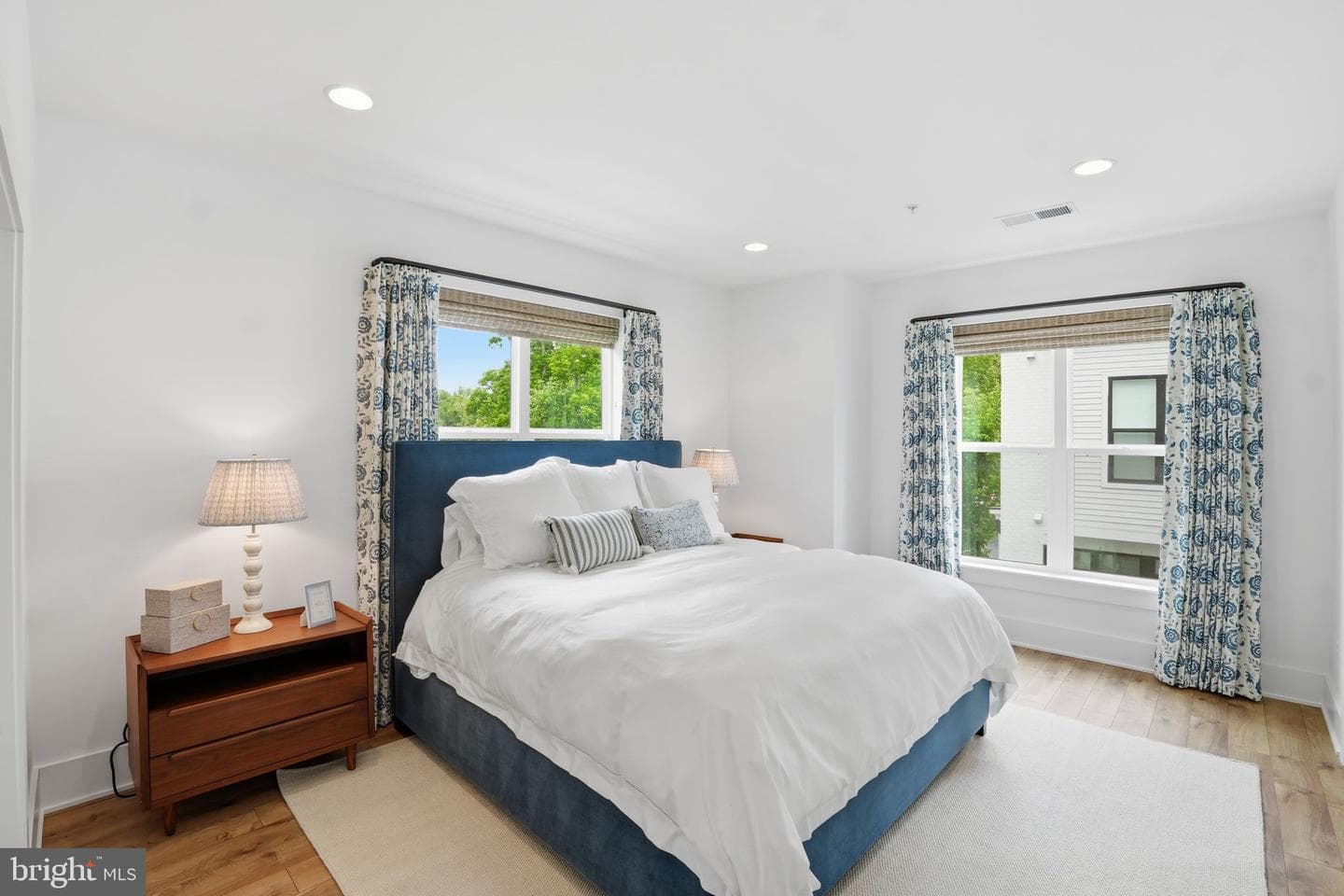 11400 Emerald Park Road photo 16
