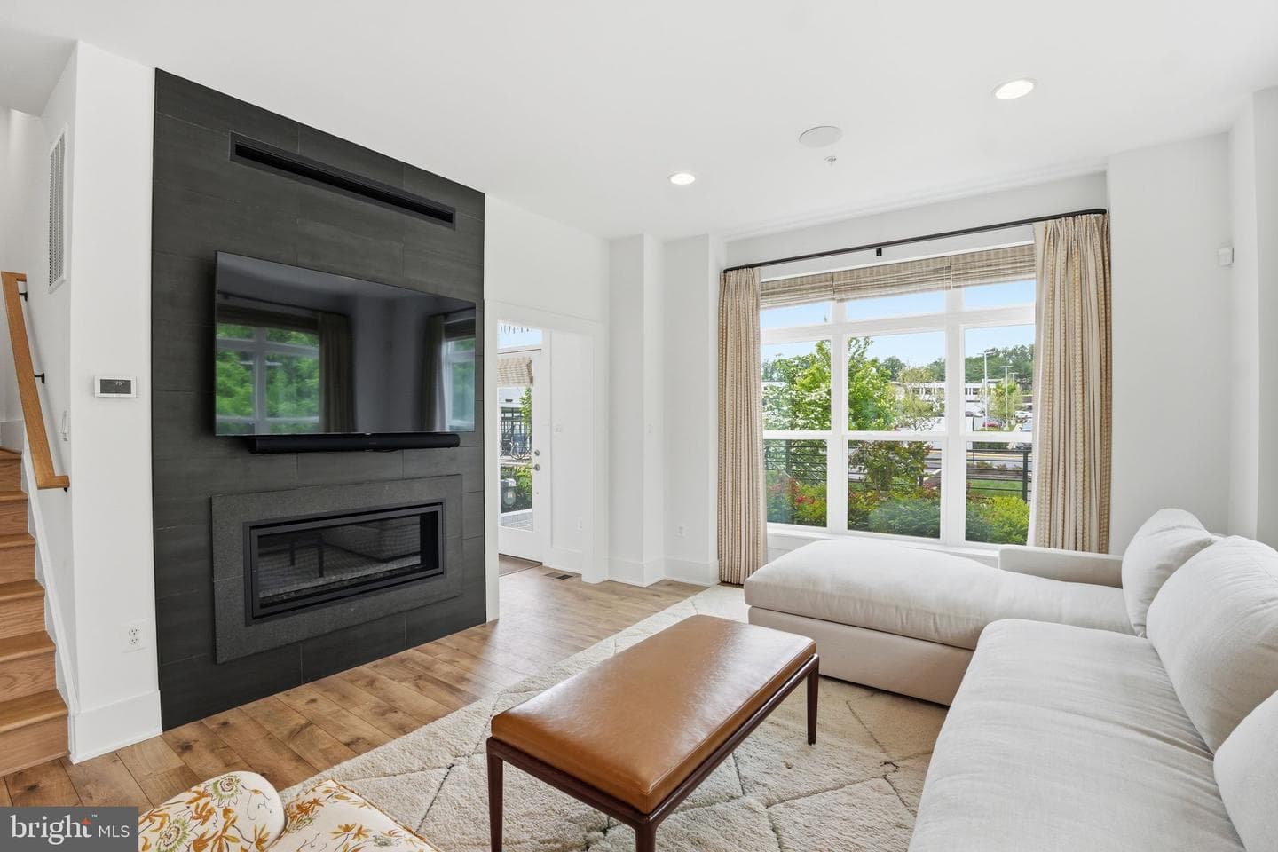 11400 Emerald Park Road photo 4