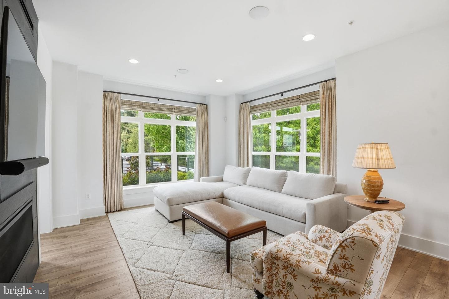 11400 Emerald Park Road photo 5