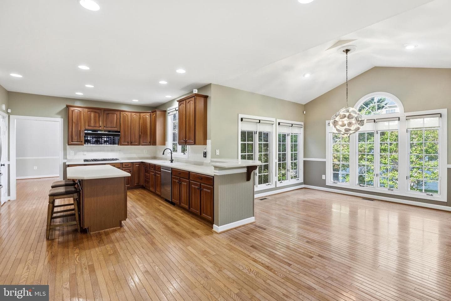 13903 Bromfield Road photo 12