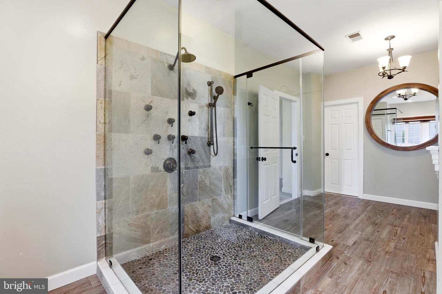 13903 Bromfield Road photo 24