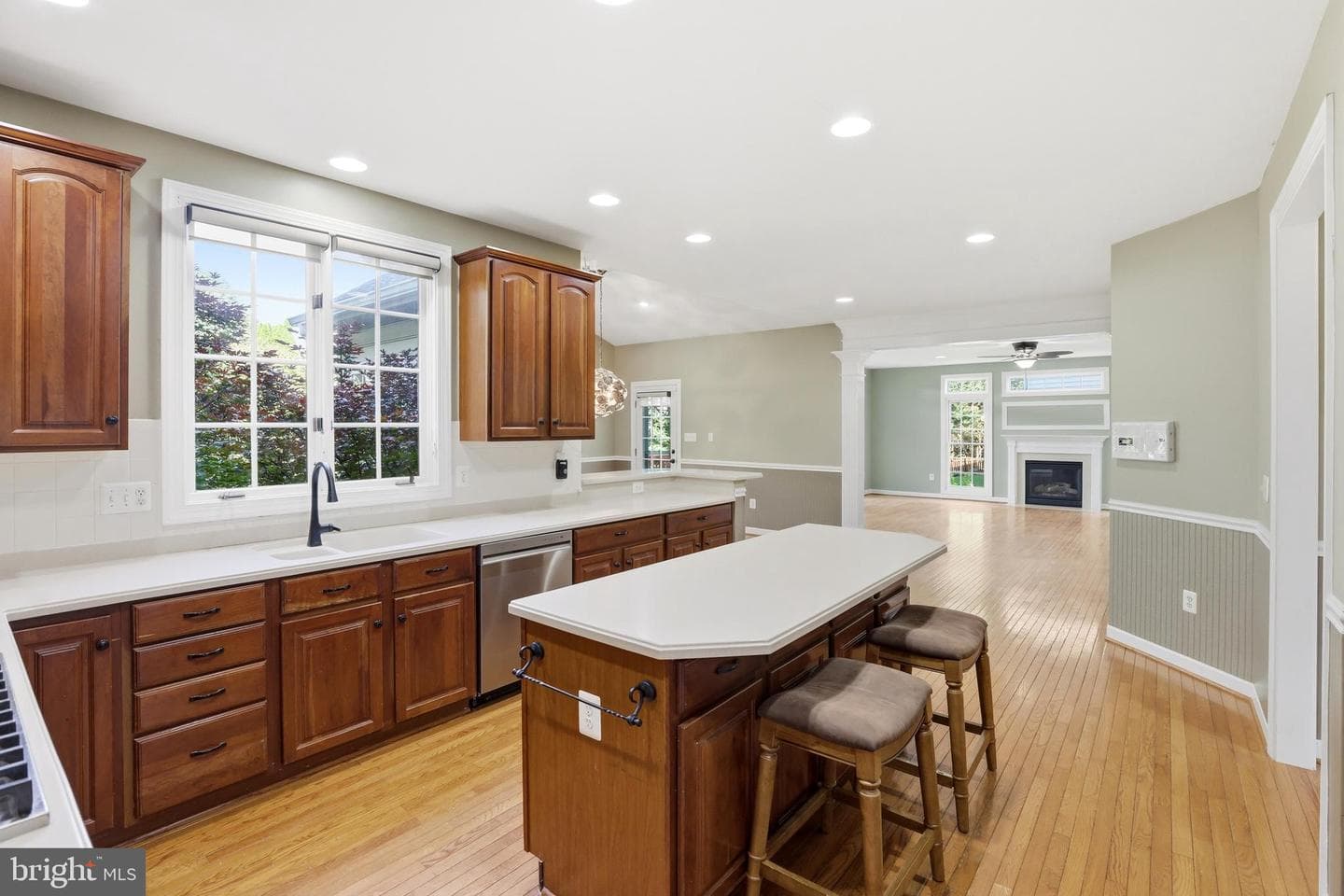 13903 Bromfield Road photo 9