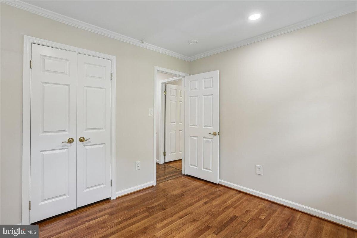11427 Bedfordshire Avenue photo 56