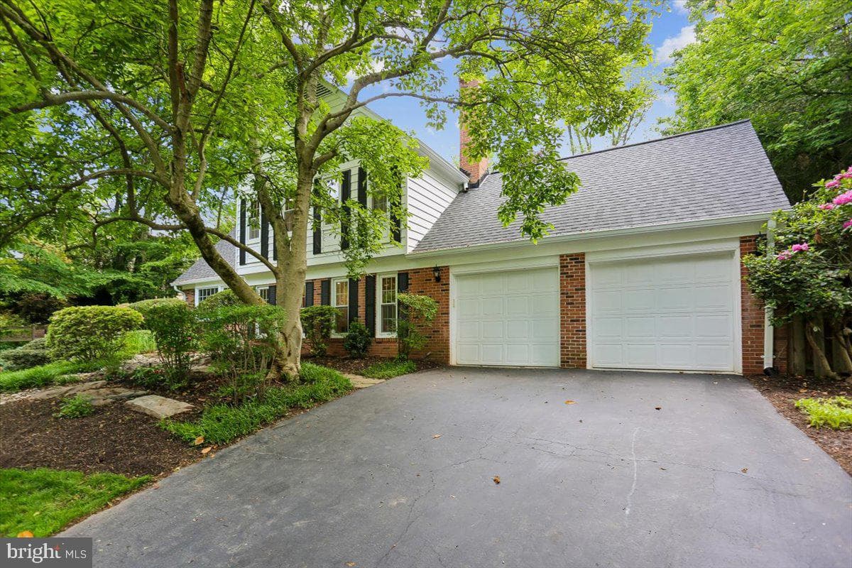 11427 Bedfordshire Avenue photo 81