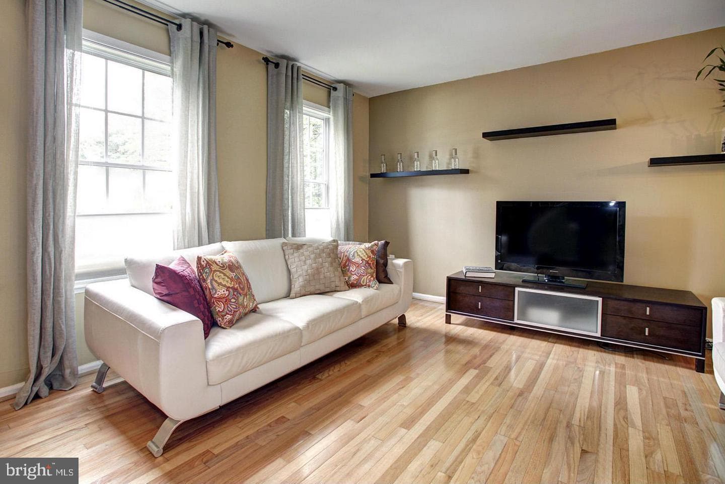 14 Cherry Bend Court photo 9