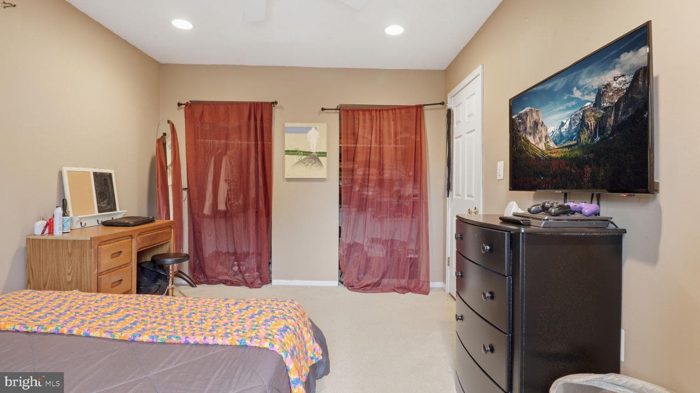 15501 Peach Leaf Lane photo 52