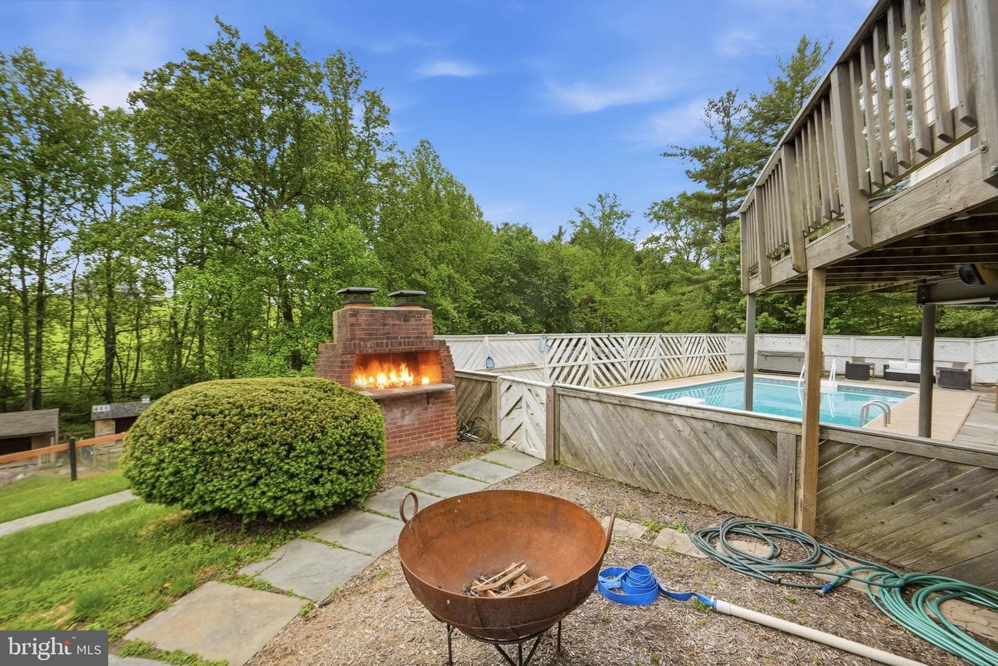 26135 Viewland Dr photo 4