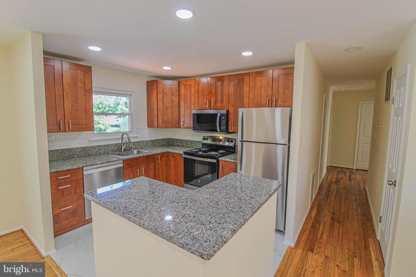 24201 Bush Hill Road photo 15
