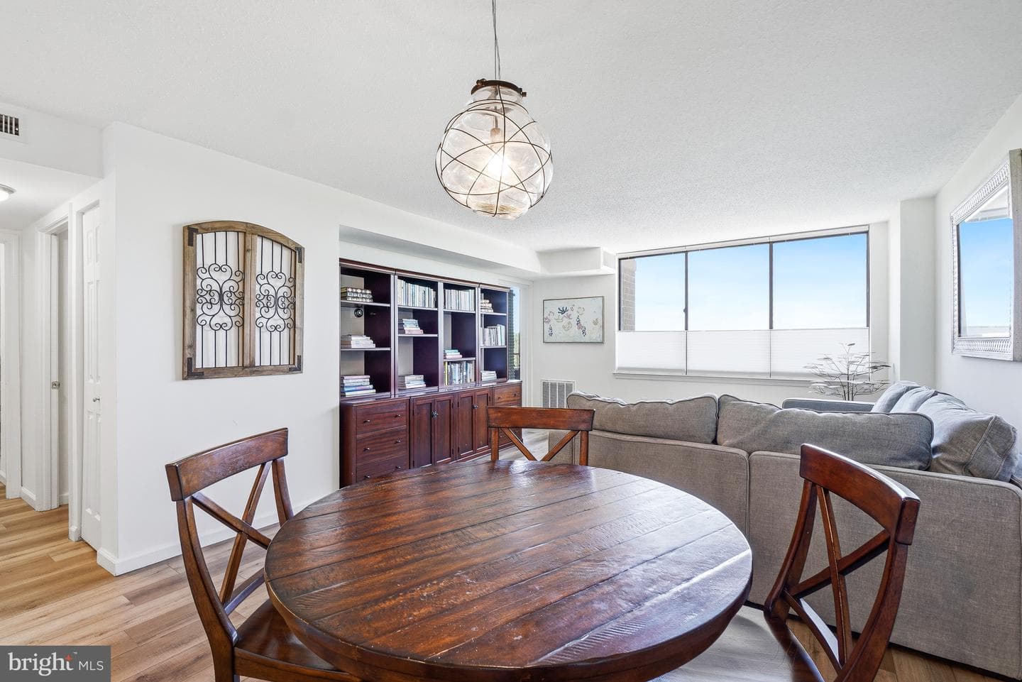10101 Grosvenor Place #910 photo 11