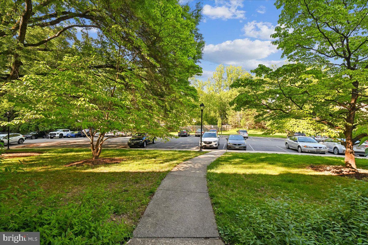 10648 Montrose Avenue #m-103 photo 3