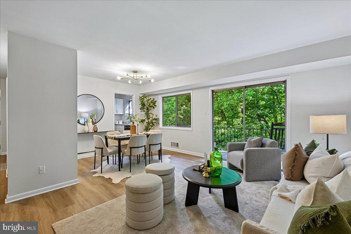 10648 Montrose Avenue #m-103 photo 7