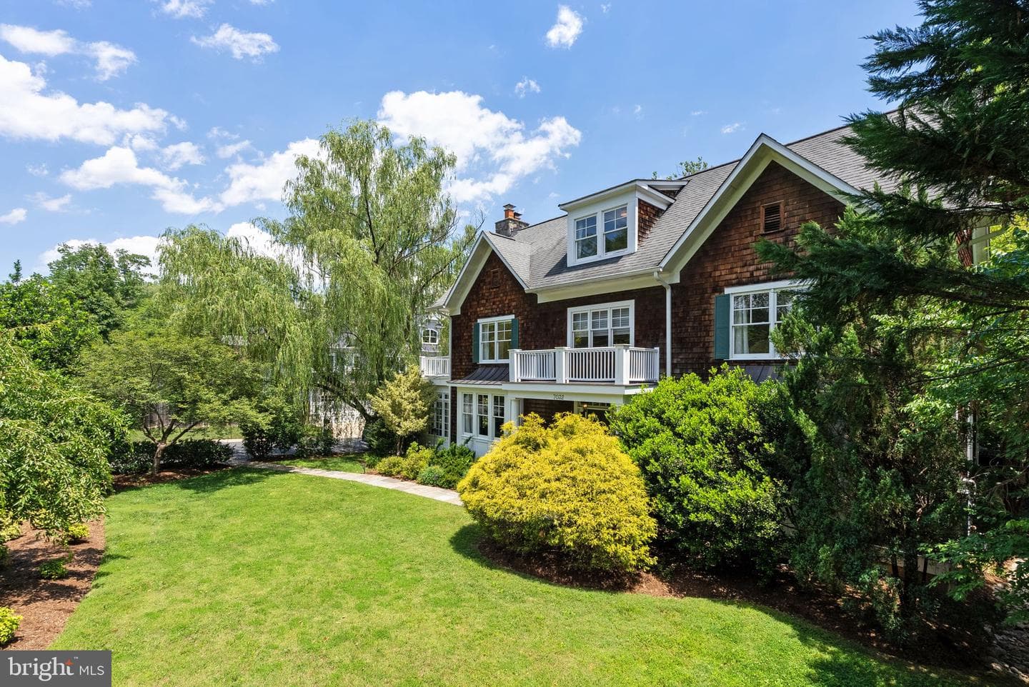 7032 Wilson Ln, Bethesda