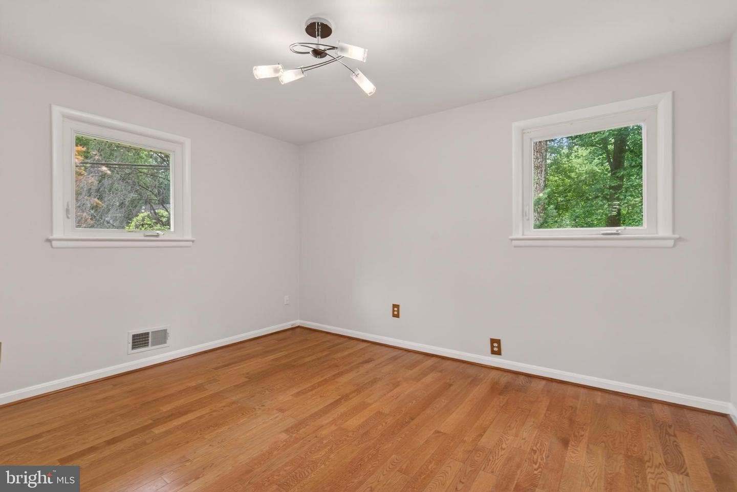 5701 Radnor Court photo 31