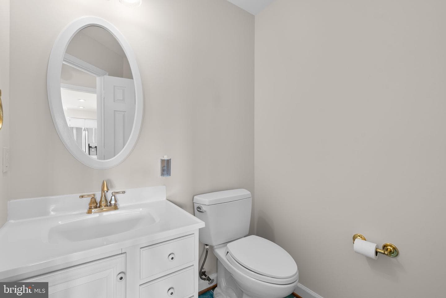 5820 Winegrove Court photo 45