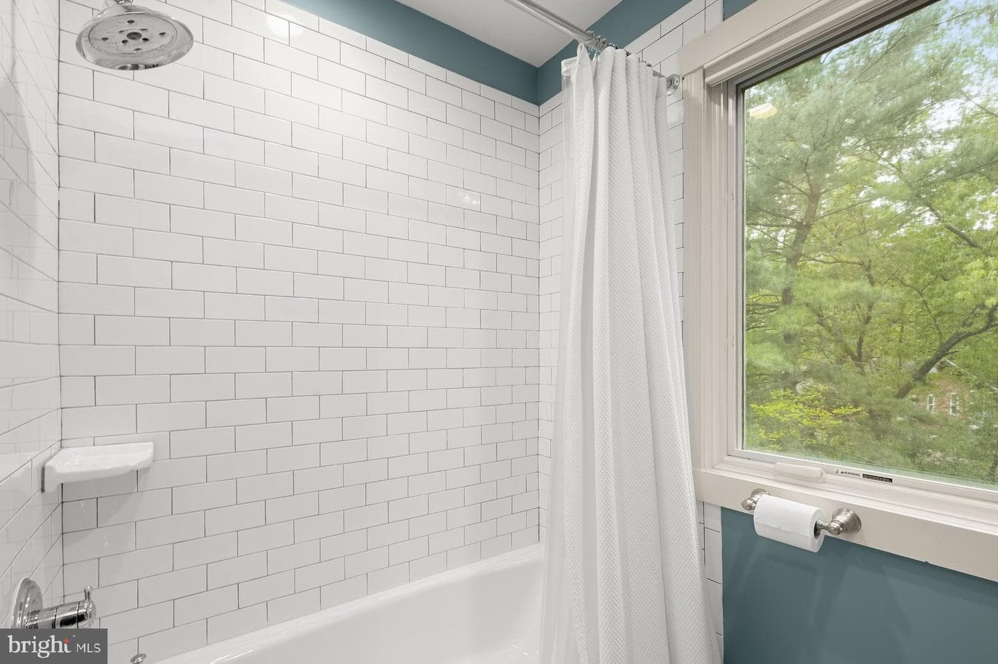 130 Grant Avenue photo 43