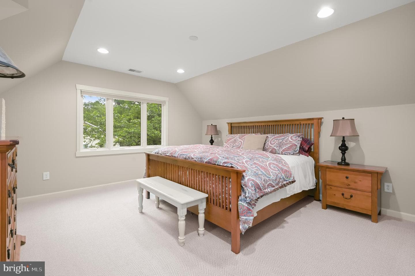 130 Grant Avenue photo 46