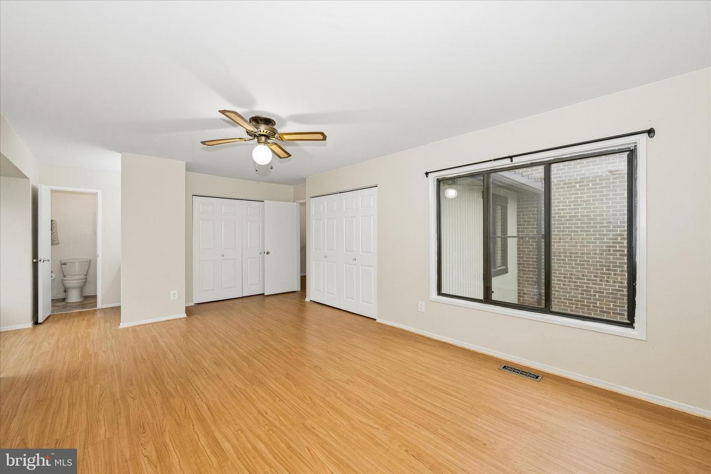 9700 Shadow Oak Drive photo 33