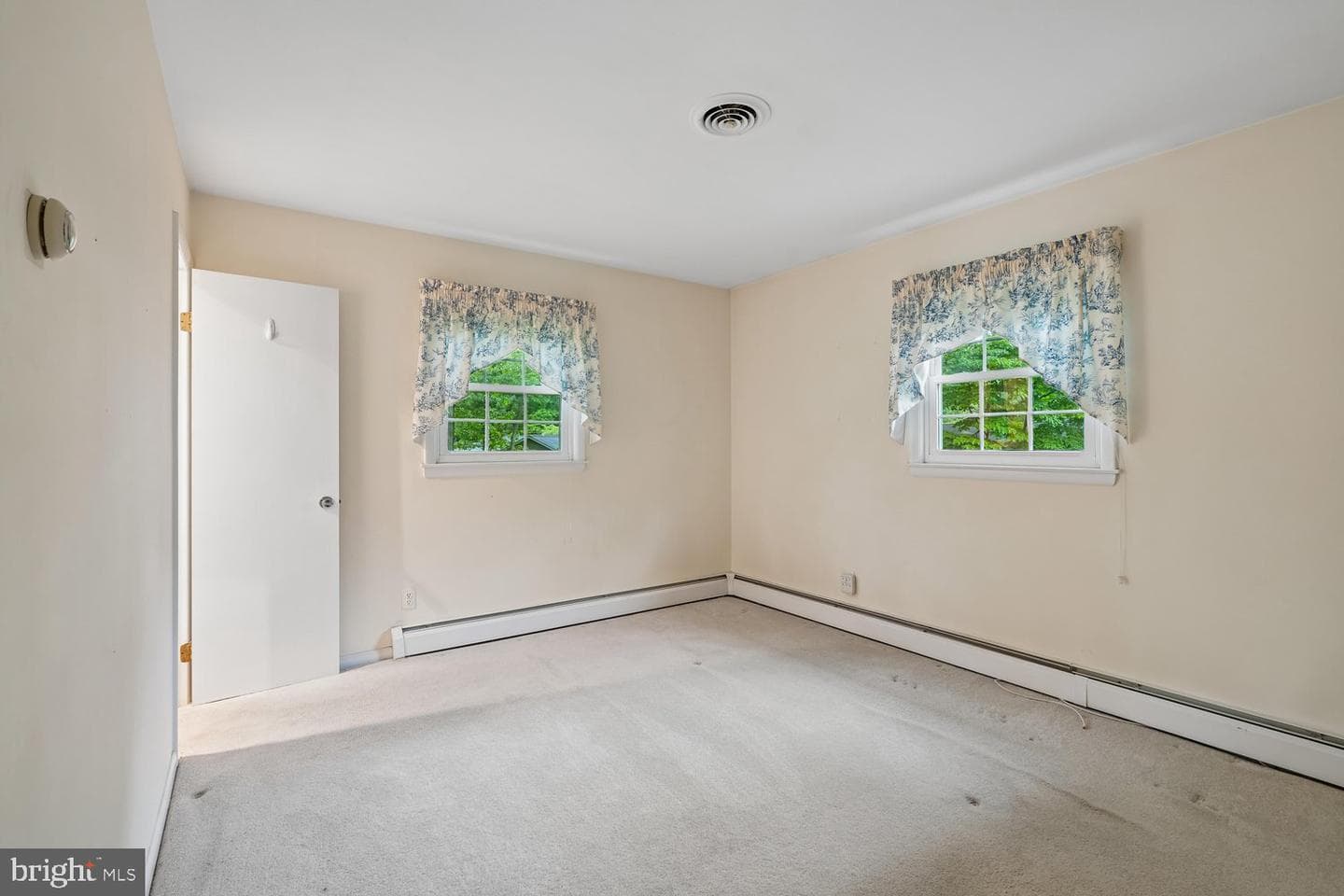 205 Tulip Drive photo 16