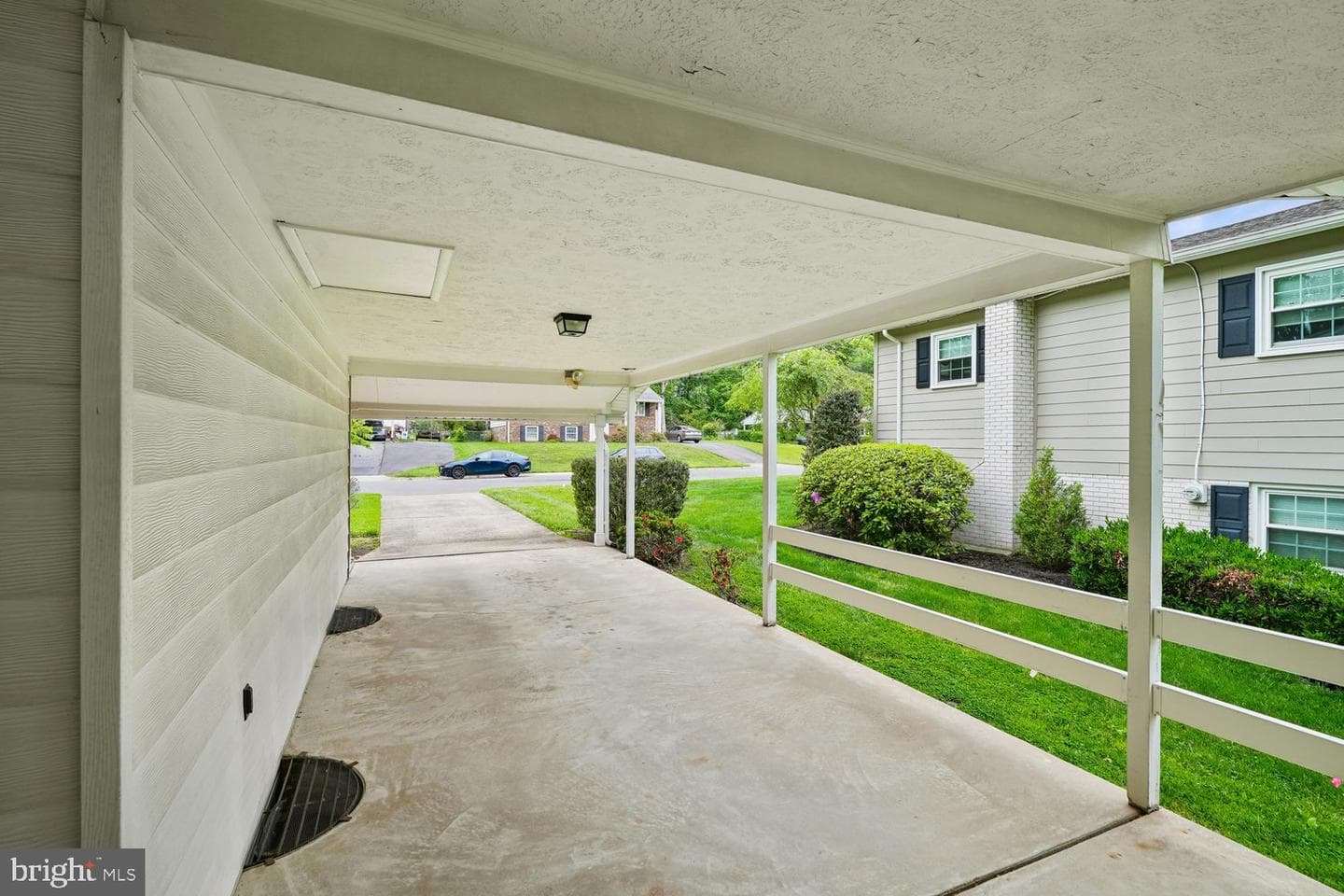 205 Tulip Drive photo 7