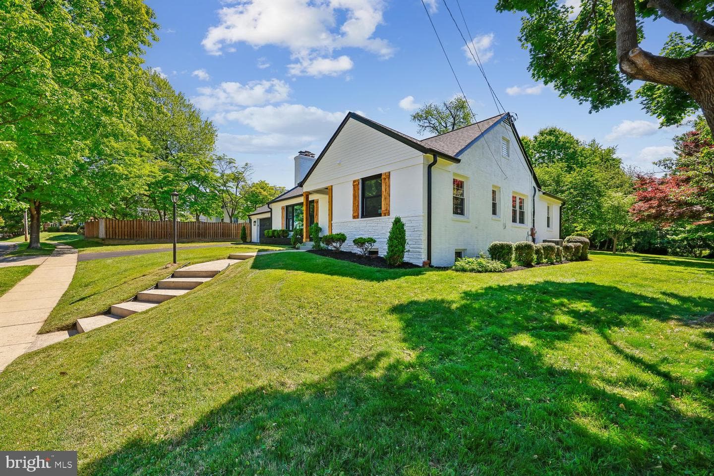 9915 Wildwood Road photo 6