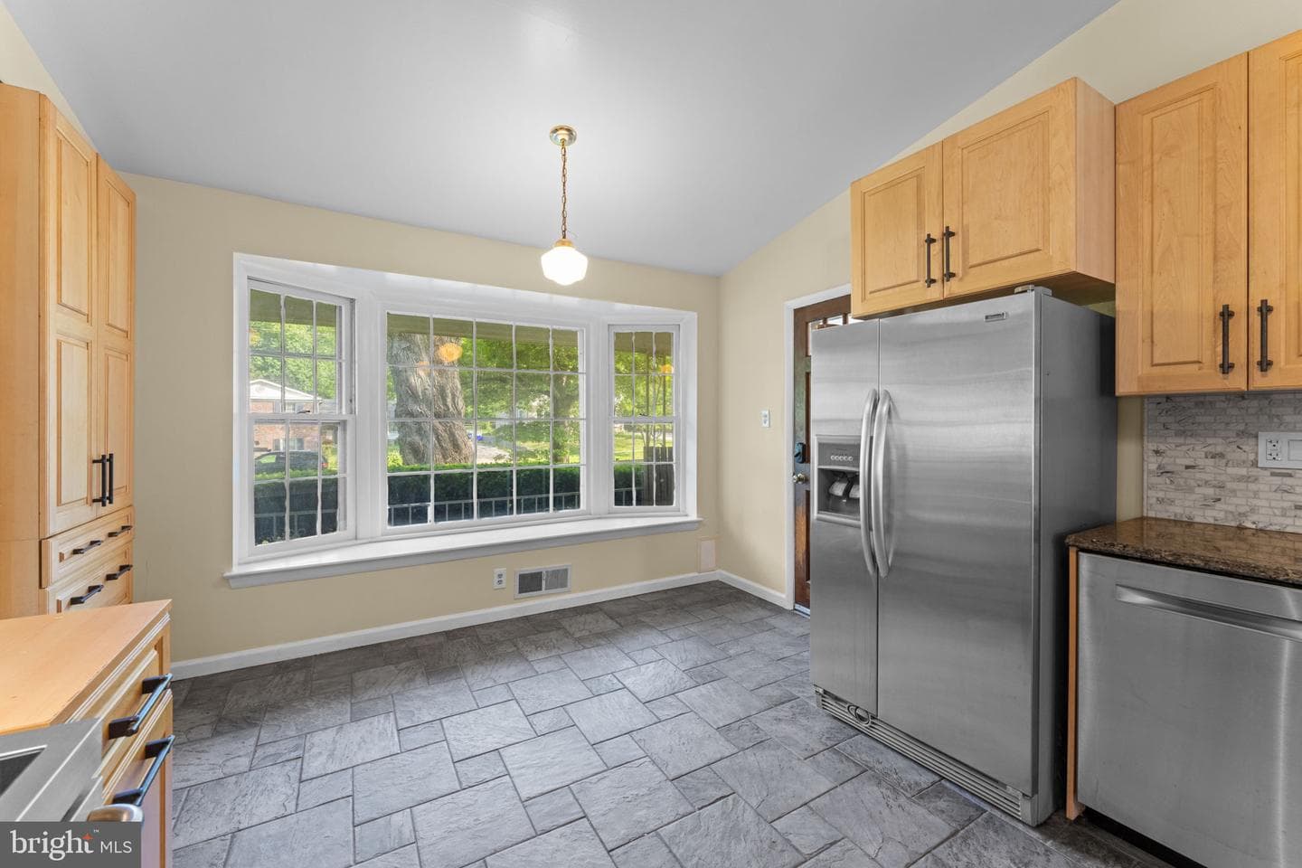 13100 Hathaway Drive photo 23