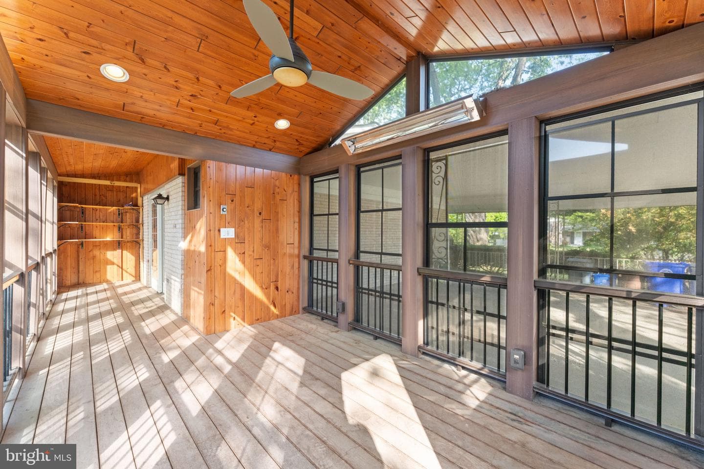 13100 Hathaway Drive photo 27