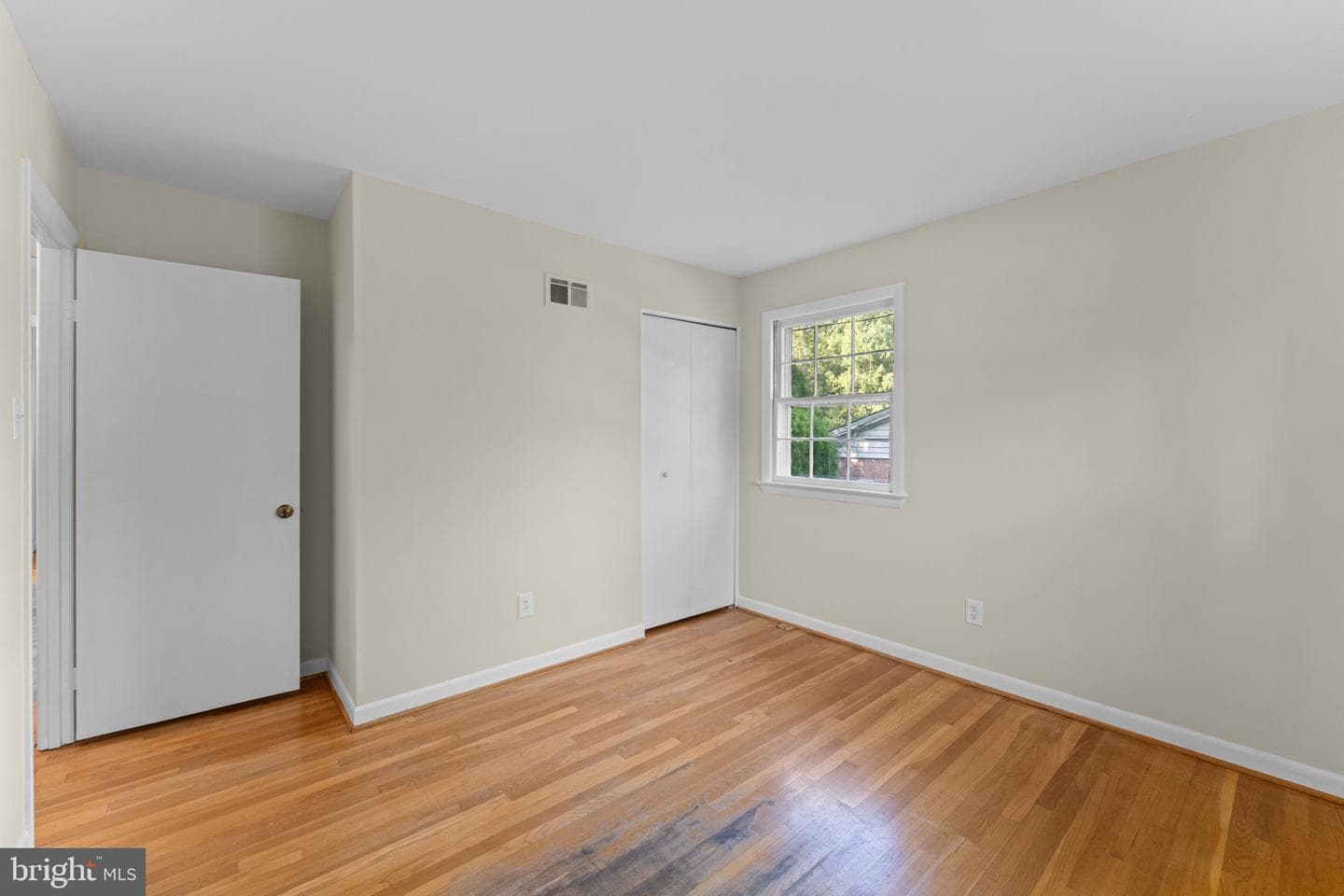 13100 Hathaway Drive photo 41