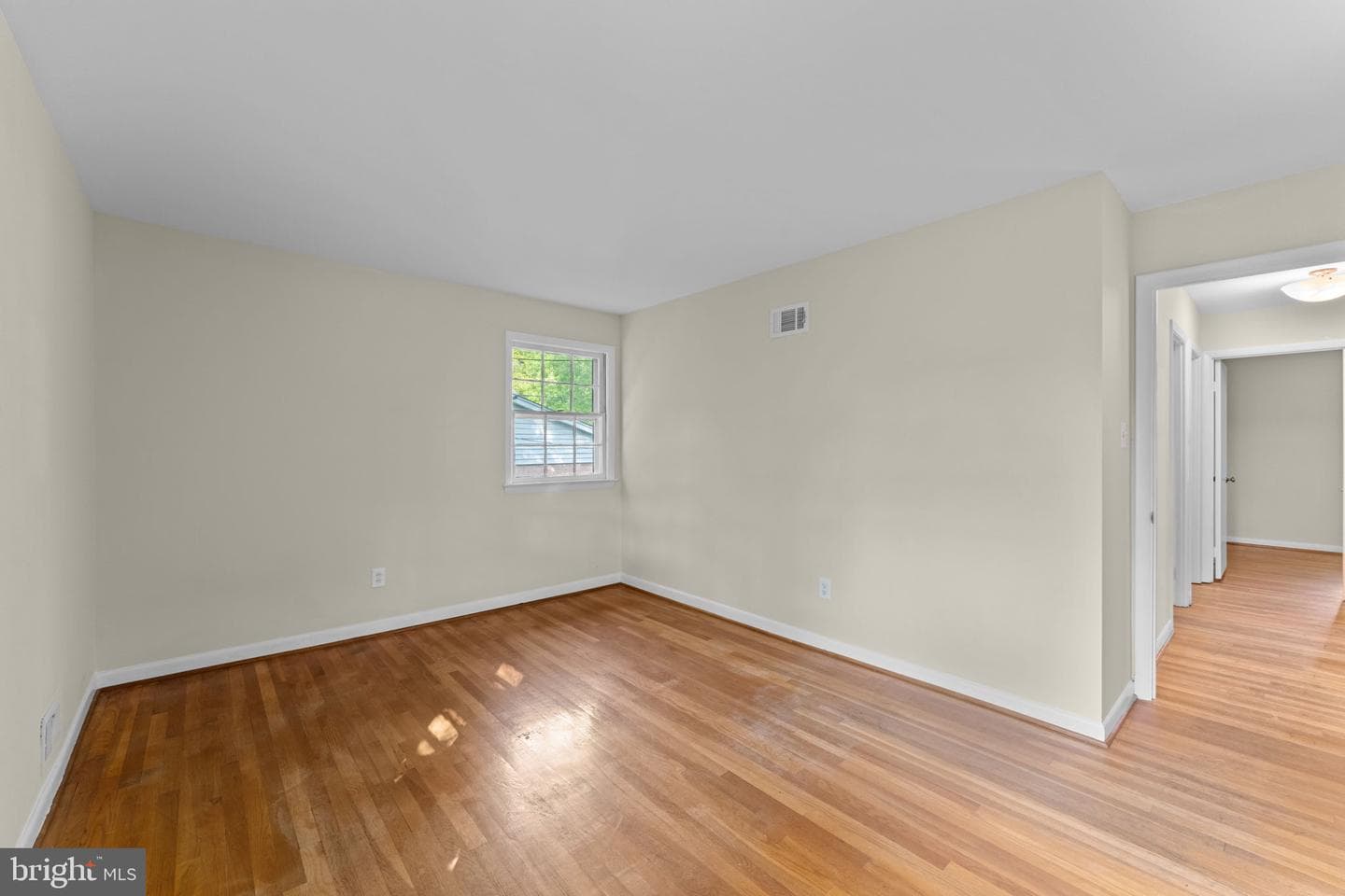 13100 Hathaway Drive photo 47