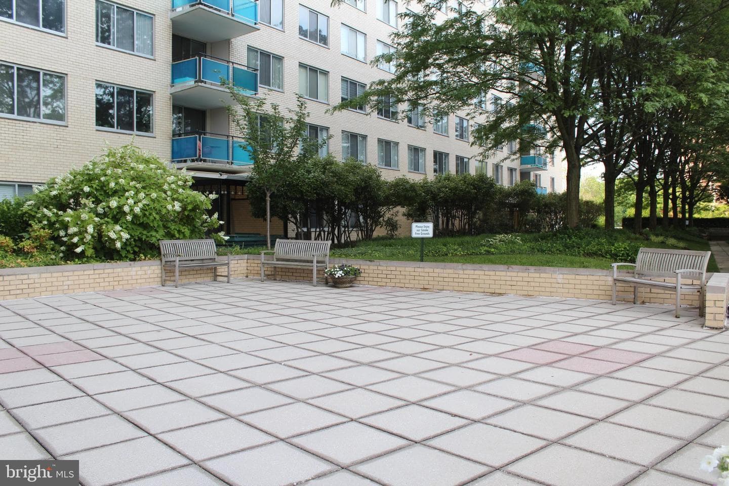 10401 Grosvenor Place #324 photo 21