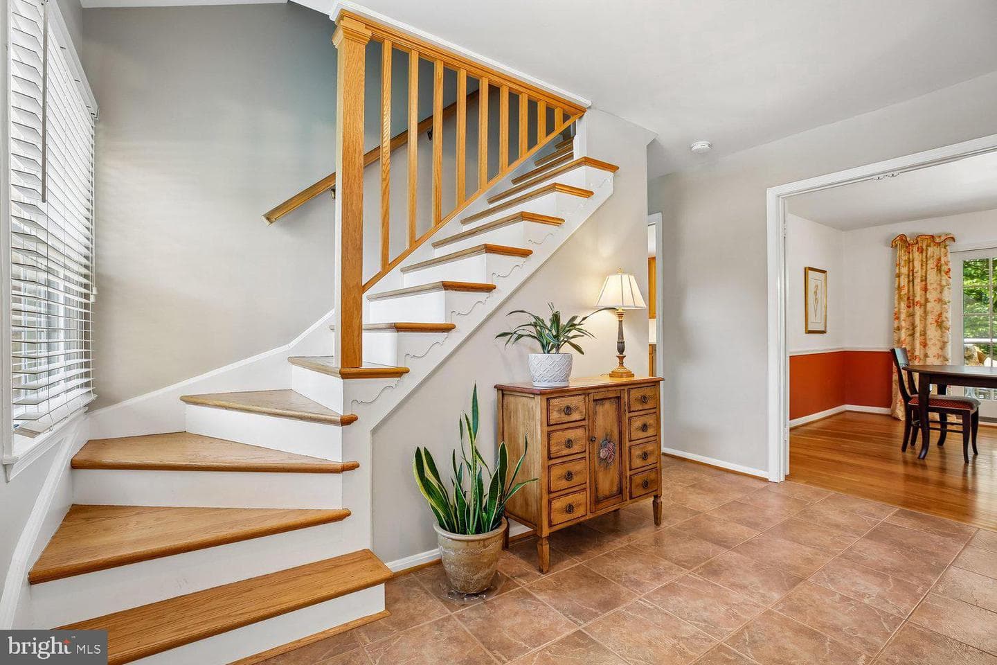 1525 Arbor View Road photo 4