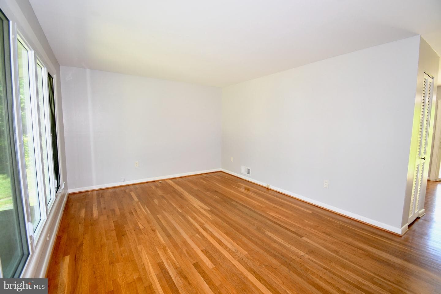 11404 Soward Drive photo 9