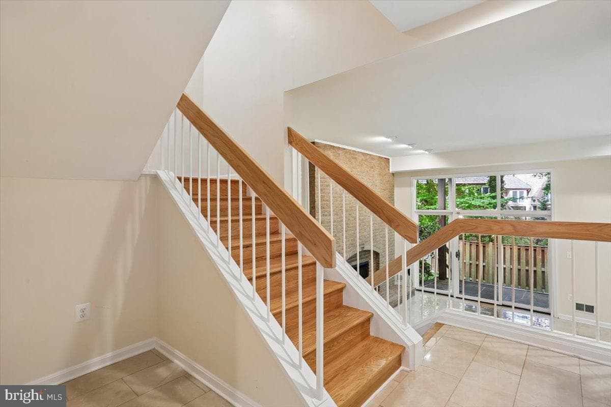 6113 Goldtree Way photo 54