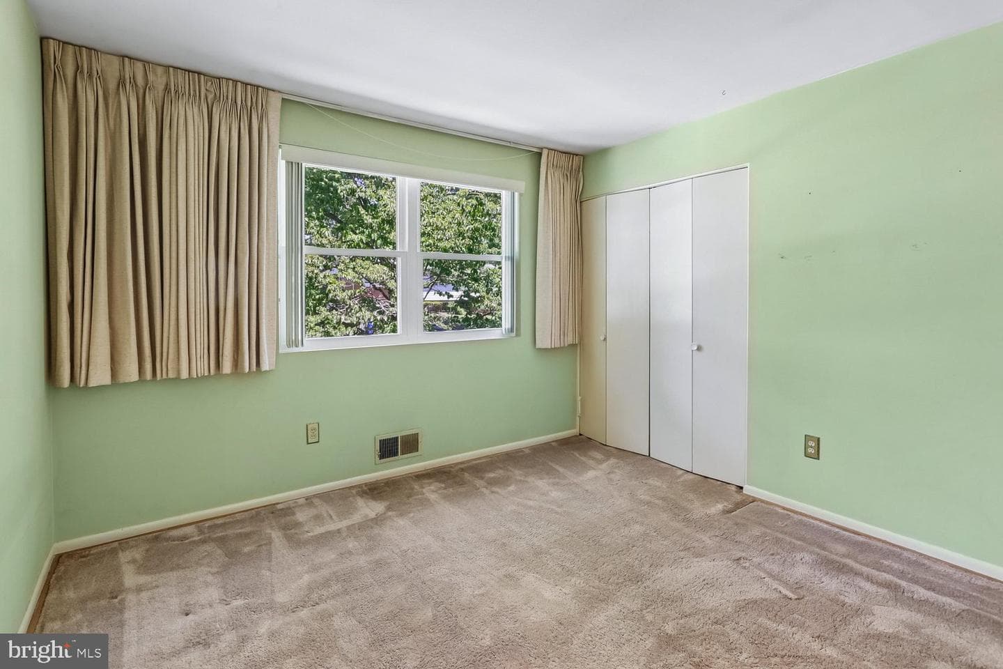 902 Malta Ln photo 28
