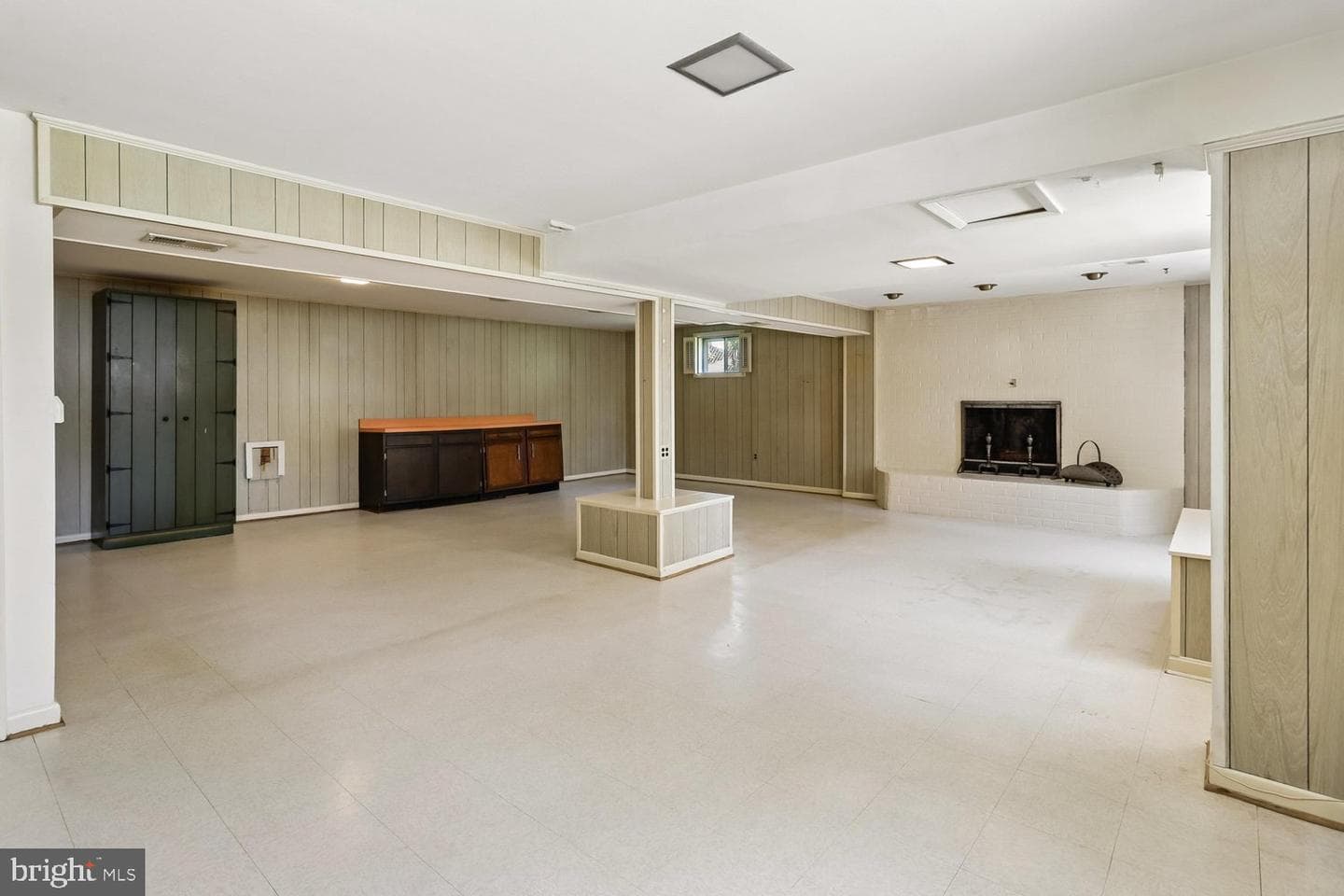 902 Malta Ln photo 38