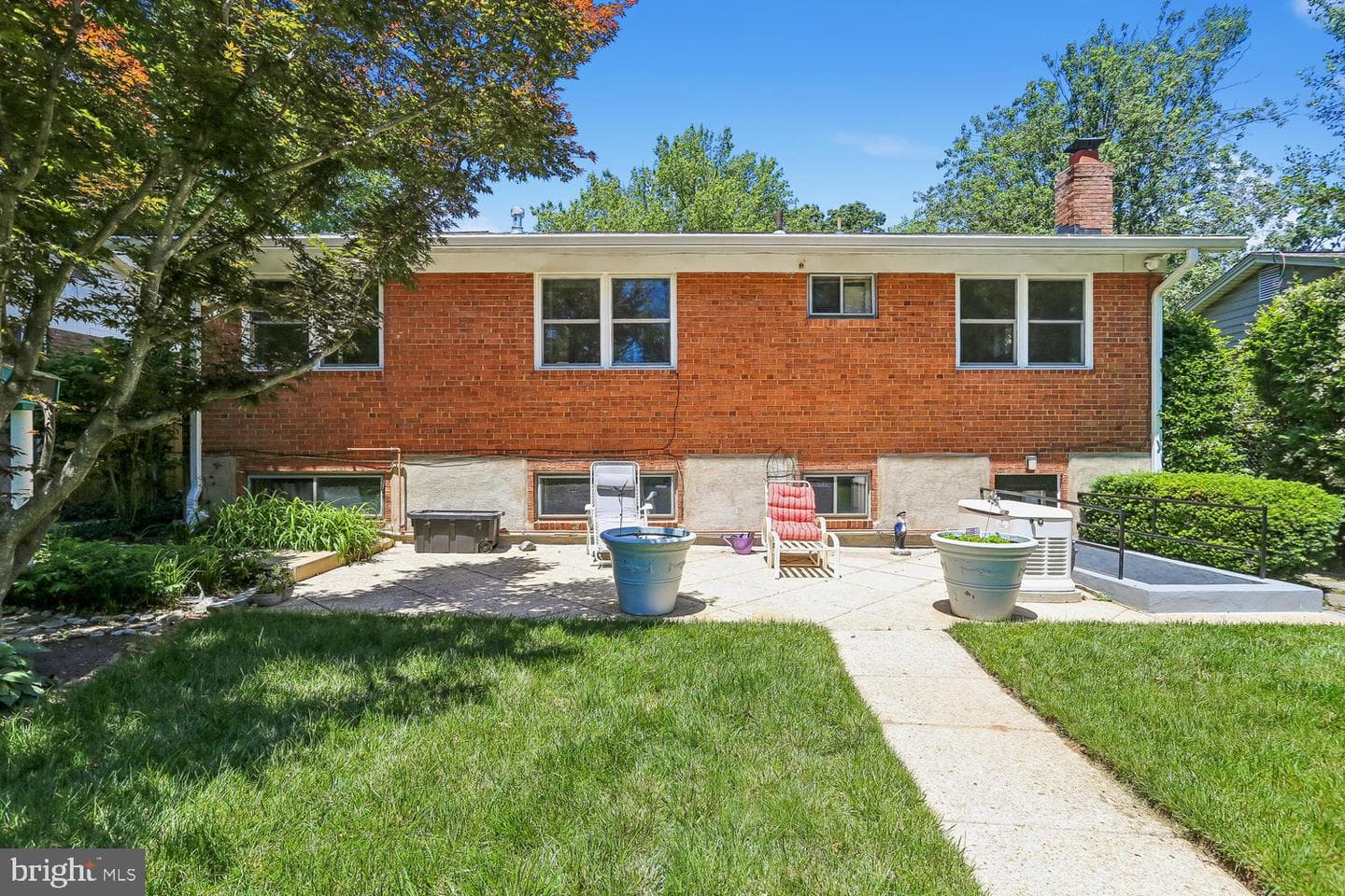 902 Malta Ln photo 43